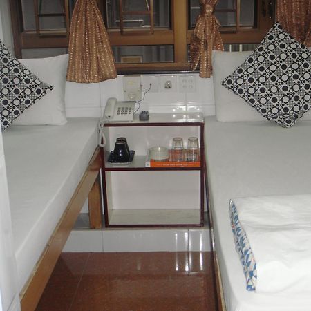 Paris Guest House Hong Kong Exterior photo