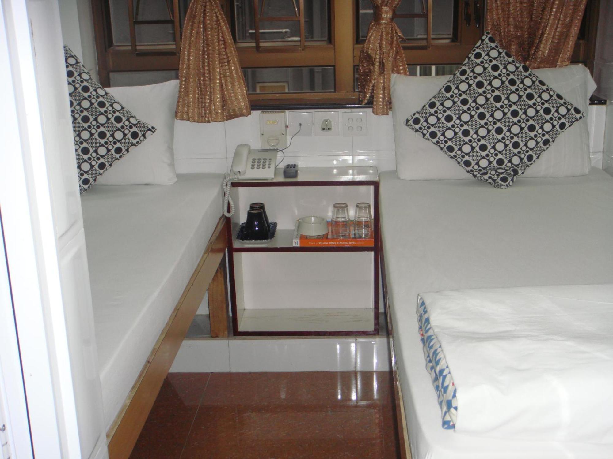 Paris Guest House Hong Kong Exterior photo