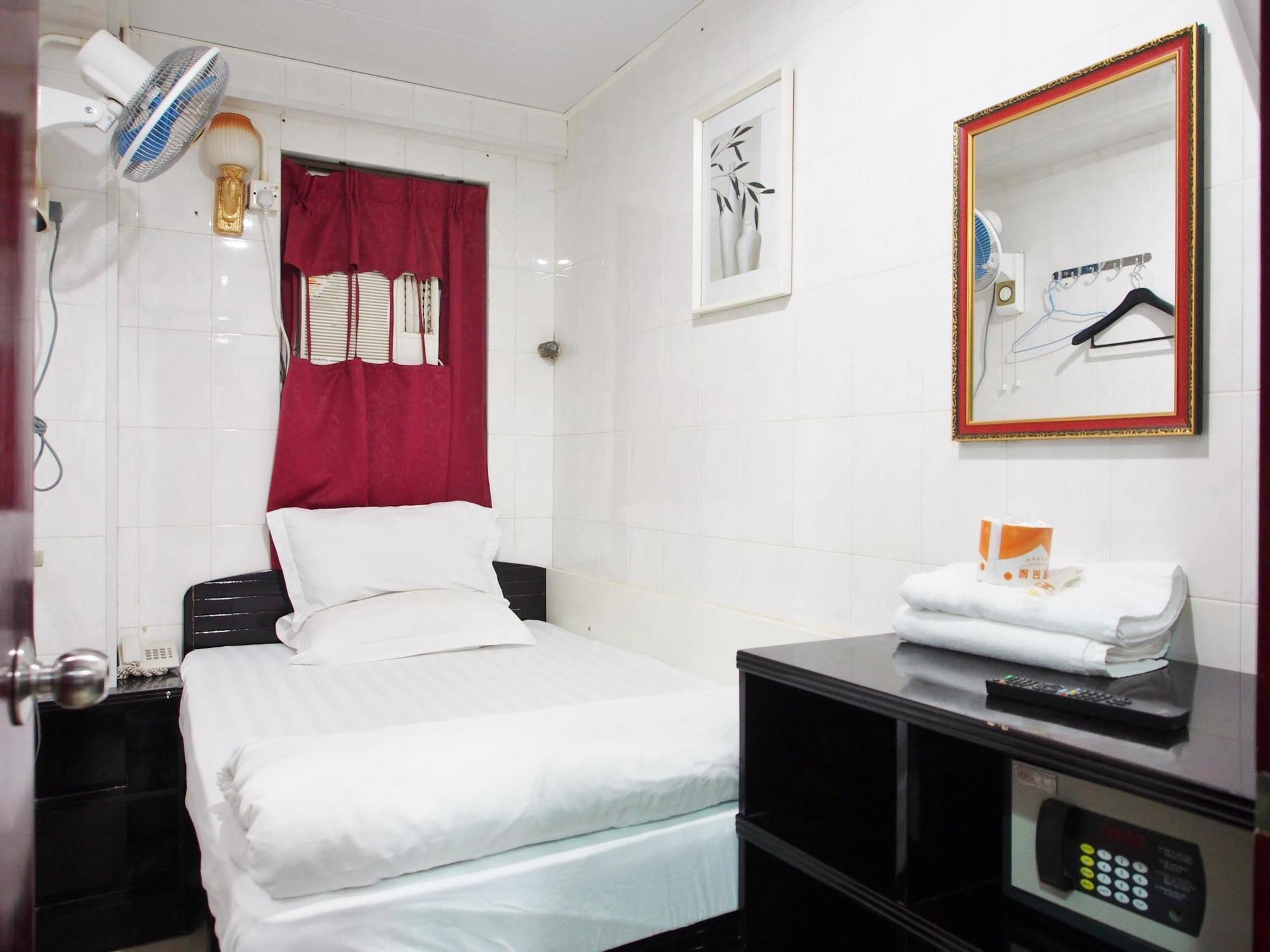 Paris Guest House Hong Kong Exterior photo
